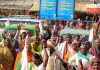 pilgrims protest for over price fare of vehicles | newsfront.co