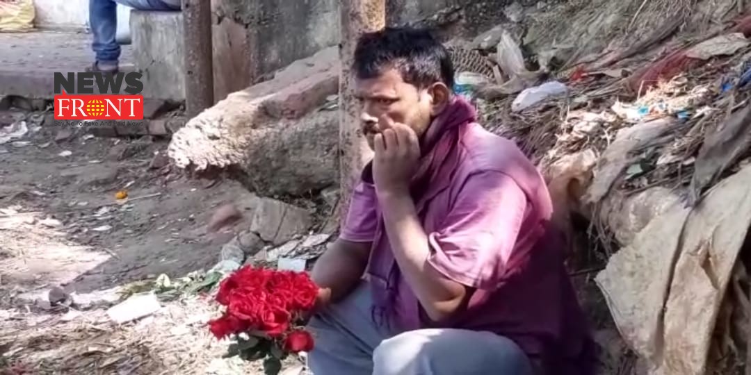 rose seller | newsfront.co