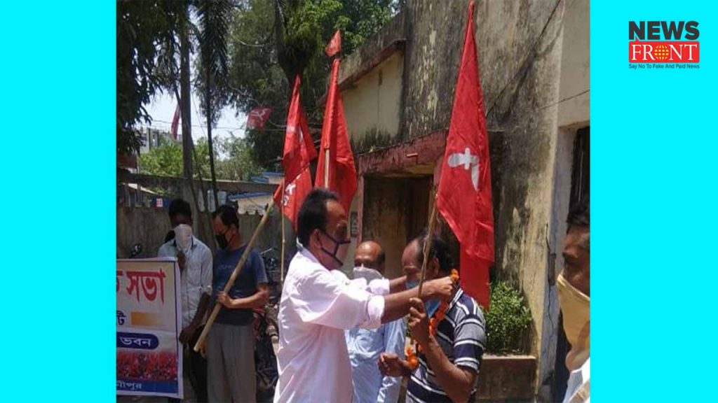 cpim congratulate to Migrant workers in west medinipur | newsfront.co