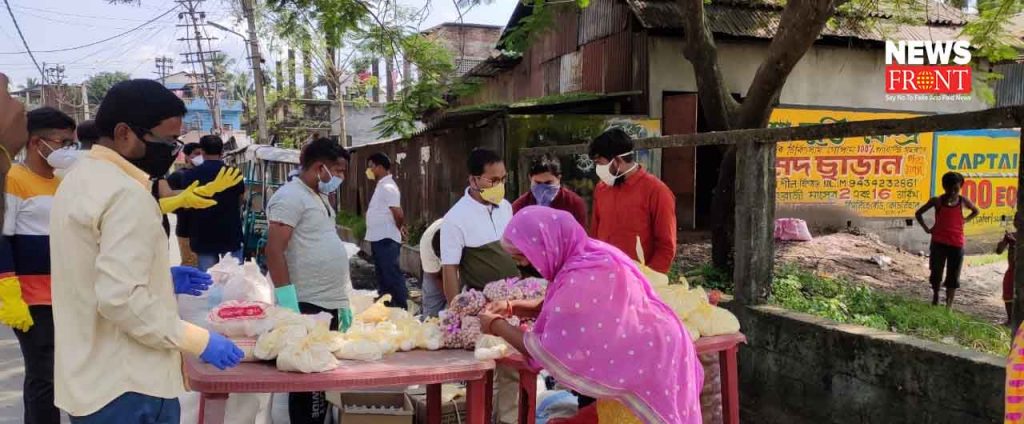 doctors distribute food to doctors distribute food to red light area | newsfront.co