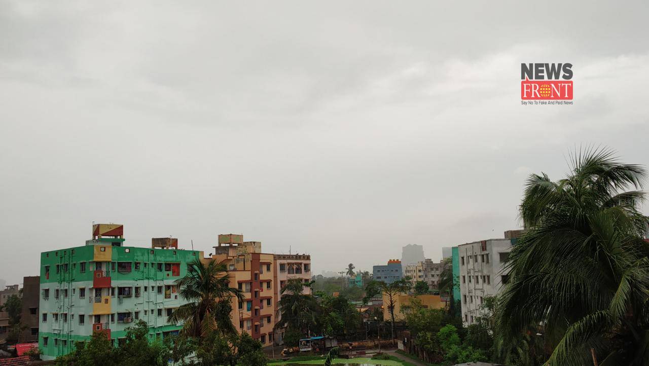 Cloudy sky and rain | newsfront.co