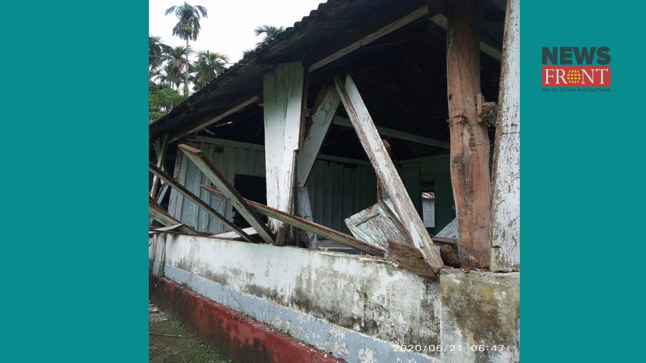 destroyed house | newsfront.co