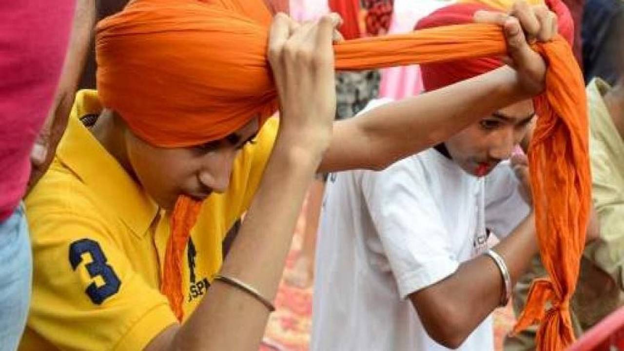 bengaluru college asks sikh girls to remove turban